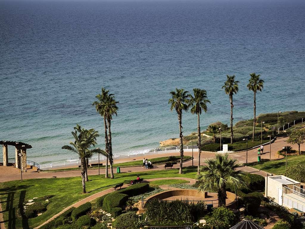 David Tower Hotel Netanya By Prima Hotels - 16 Years Plus Екстериор снимка View of the Mediterranean Sea from the campus