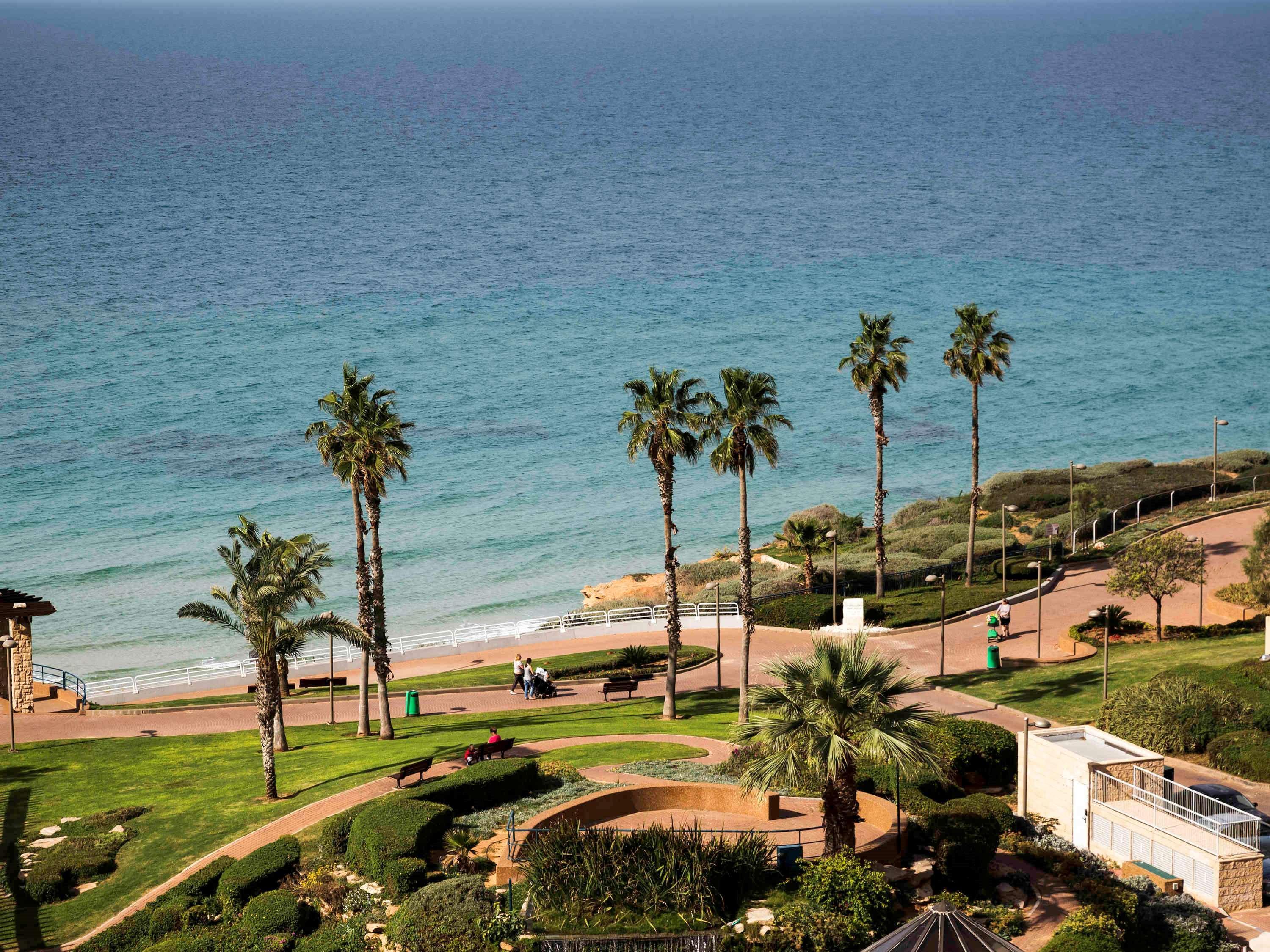 David Tower Hotel Netanya By Prima Hotels - 16 Years Plus Екстериор снимка View of the Mediterranean Sea from the campus