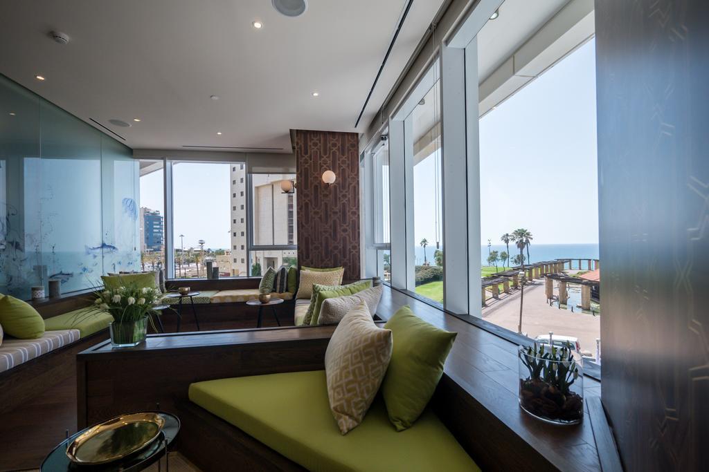 David Tower Hotel Netanya By Prima Hotels - 16 Years Plus Екстериор снимка The interior of a suite at the InterContinental